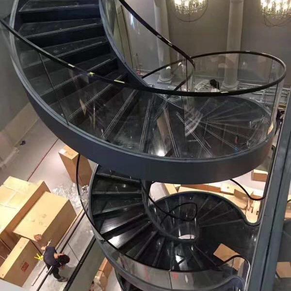 飞翔