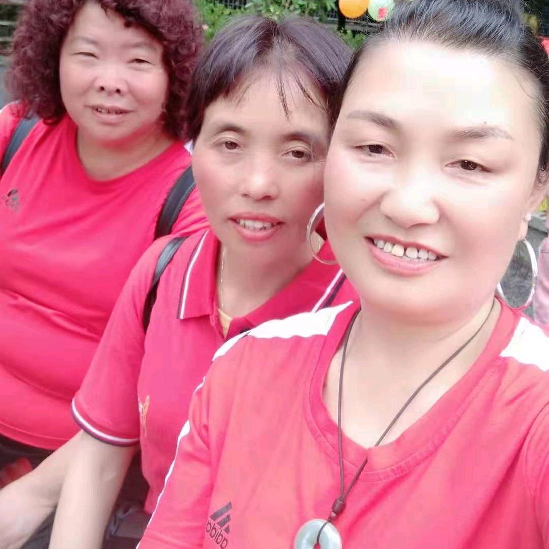 李伍琴