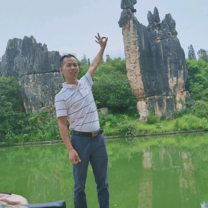 藤县和平华彬家具厂