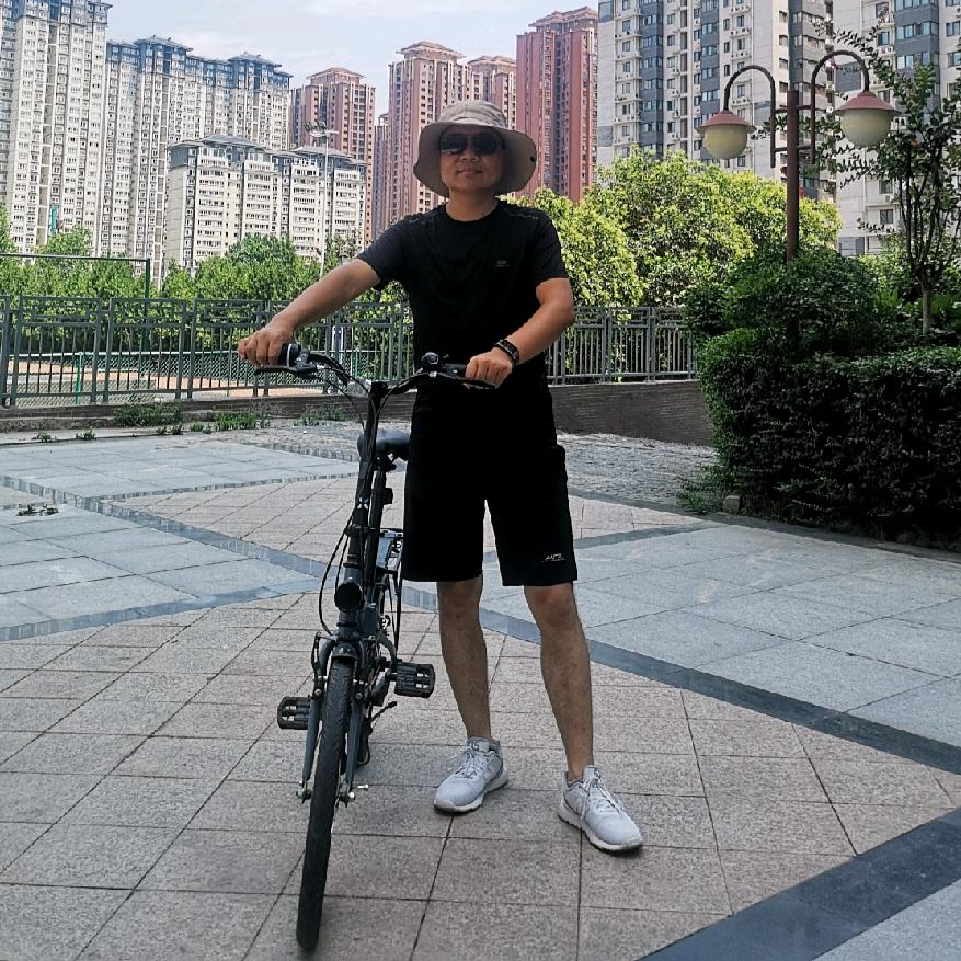 祥云东哥