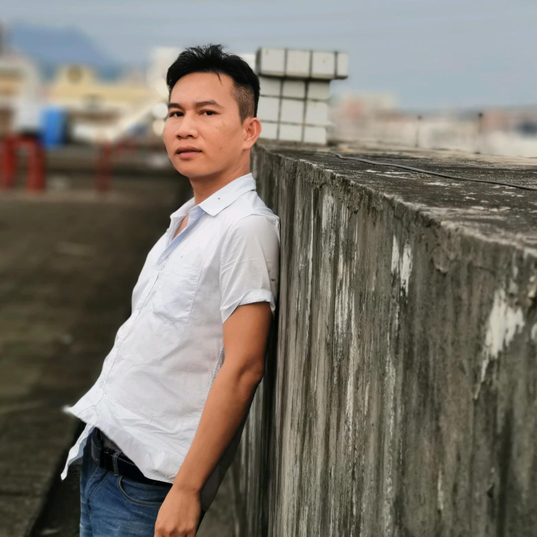 Liu泽