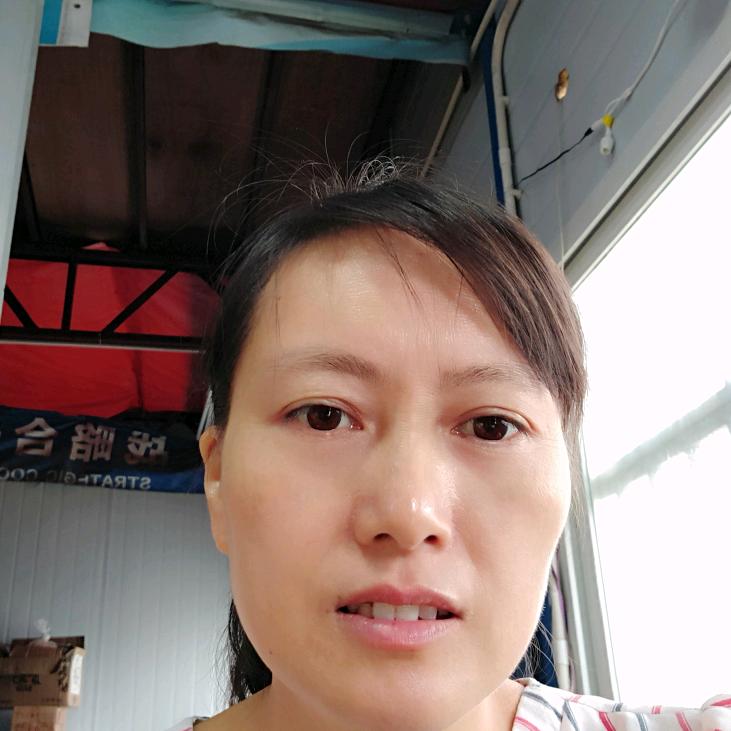 李容