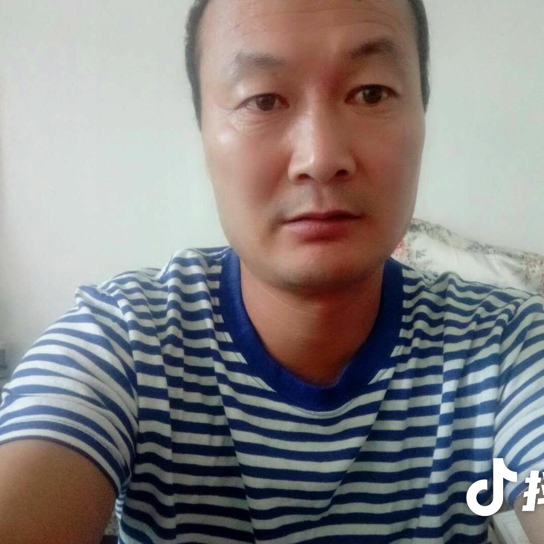 知足常乐幸福快乐一家人
