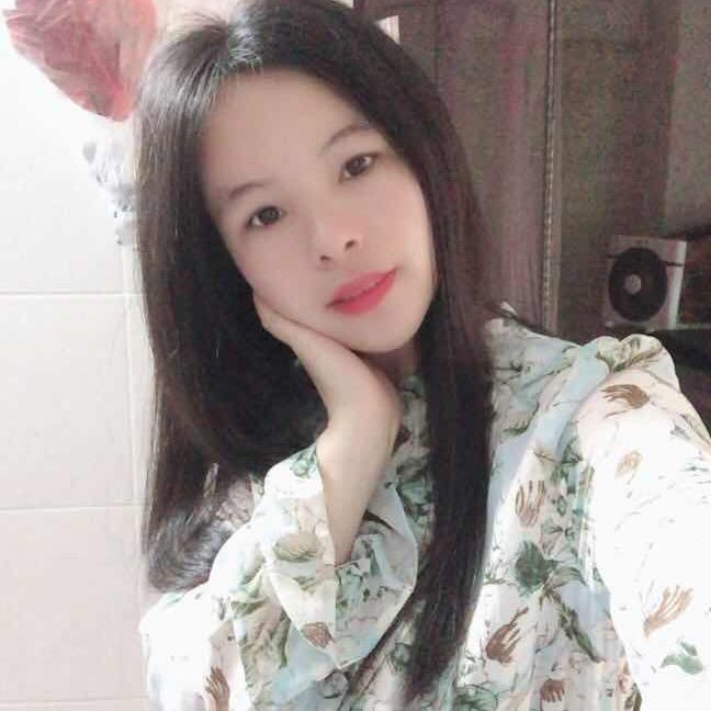 易小瑶瑶吖