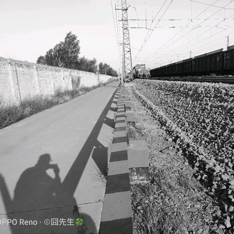 囧先生