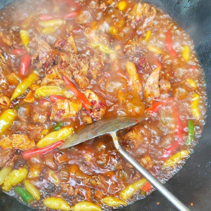 @小龙妹(特色柴火鸡)