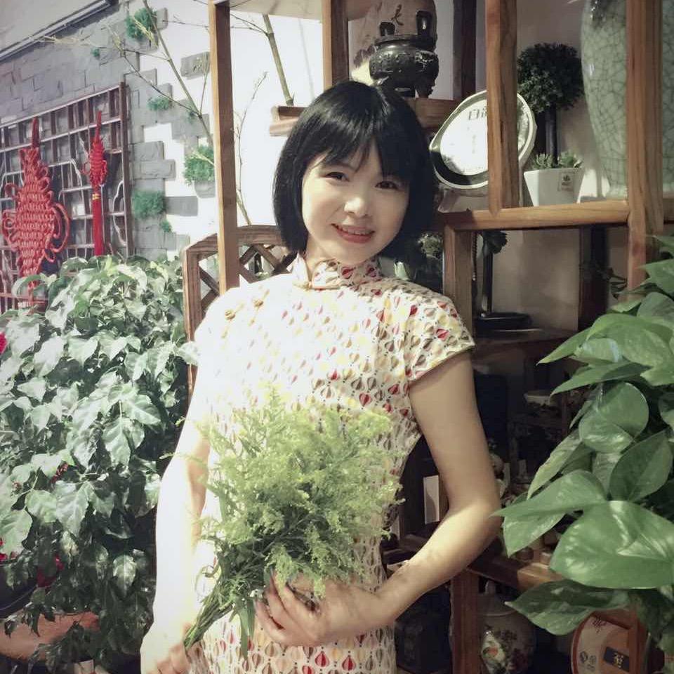 @梅香楼老板娘一敖香香