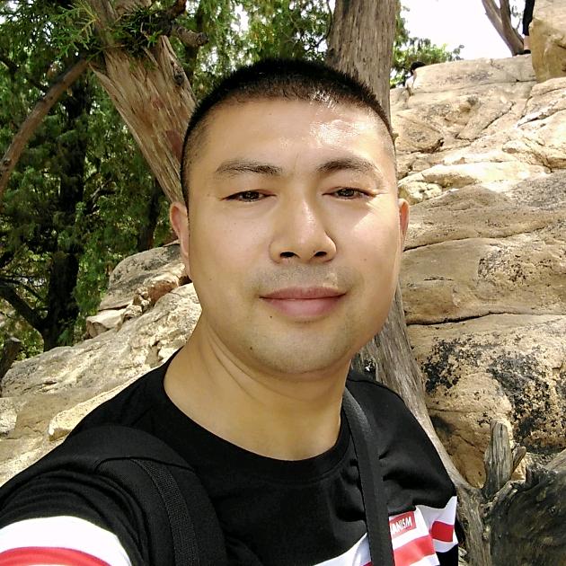 石厨鲜炒鸡手擀面官方号