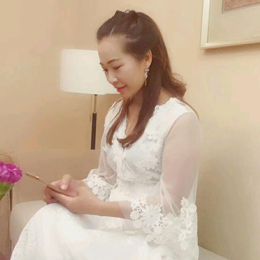 梅梅CBC皮肤管理顾问，专注问题性皮肤