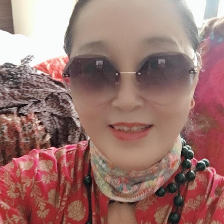 玖月时装杨子时装