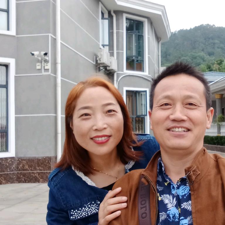 老彭陀螺俱乐部