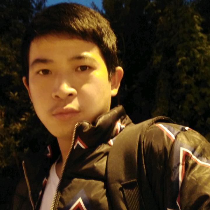 邓春新