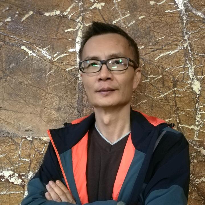 粮满仓60后大叔
