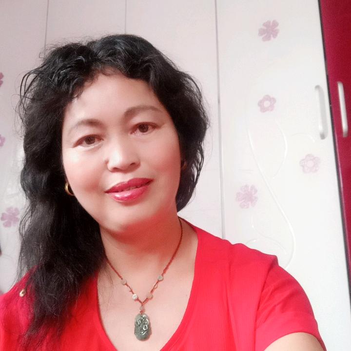 思琦思程奶奶蛇年出生