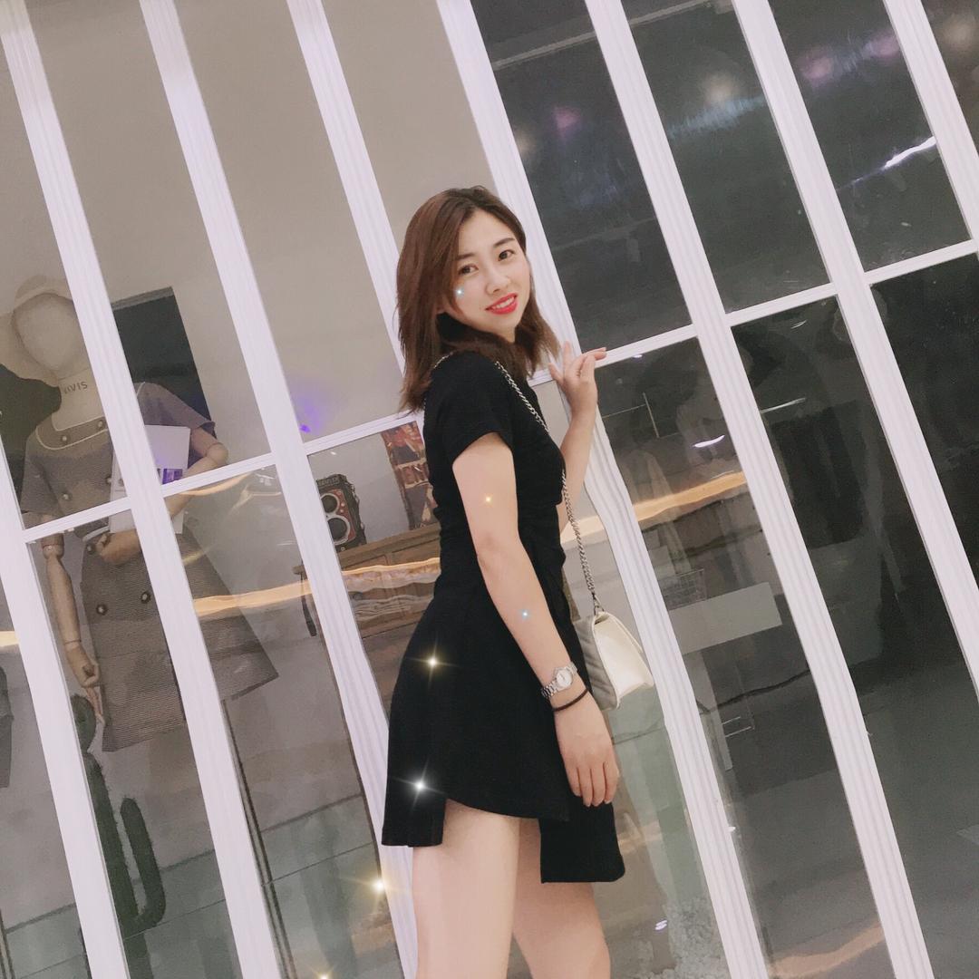 黔视达眼镜～小严