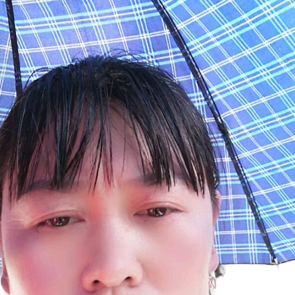 一个人在家吗