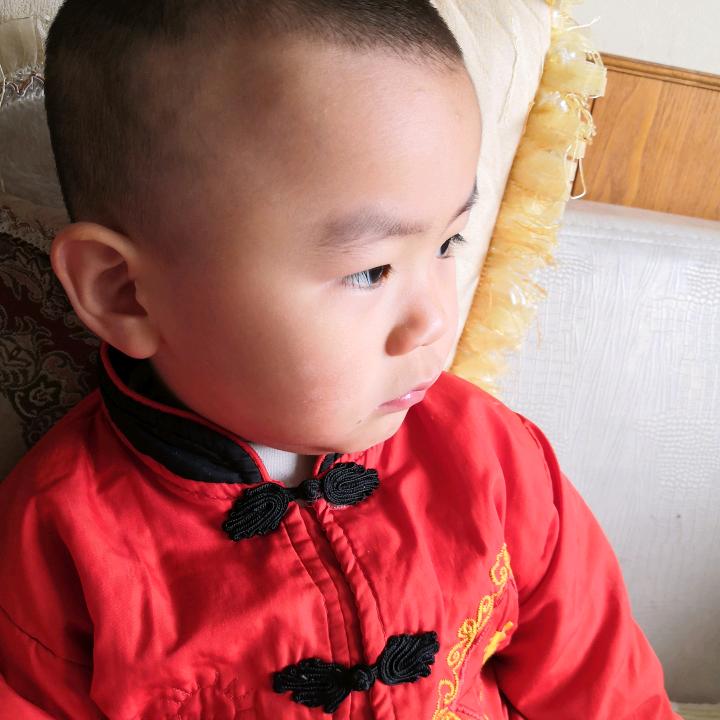 荆棘里的玫瑰