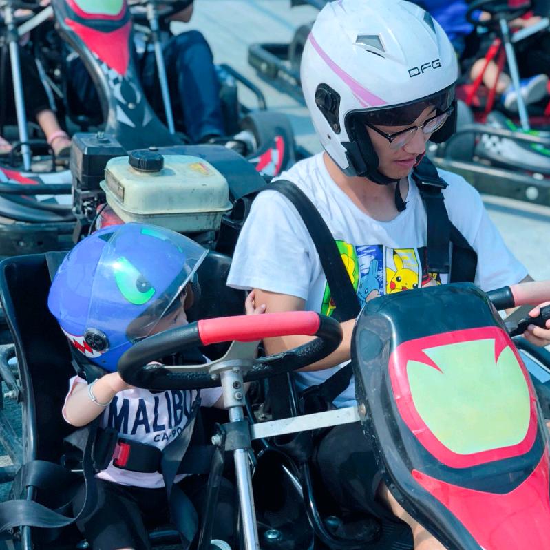 隐藏在路人中的大兵