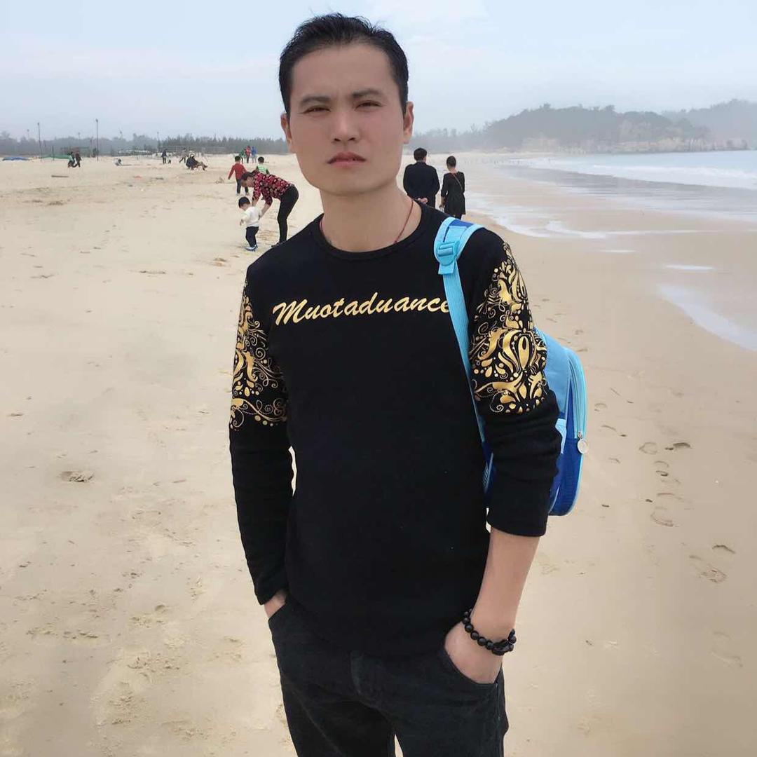龙出东方