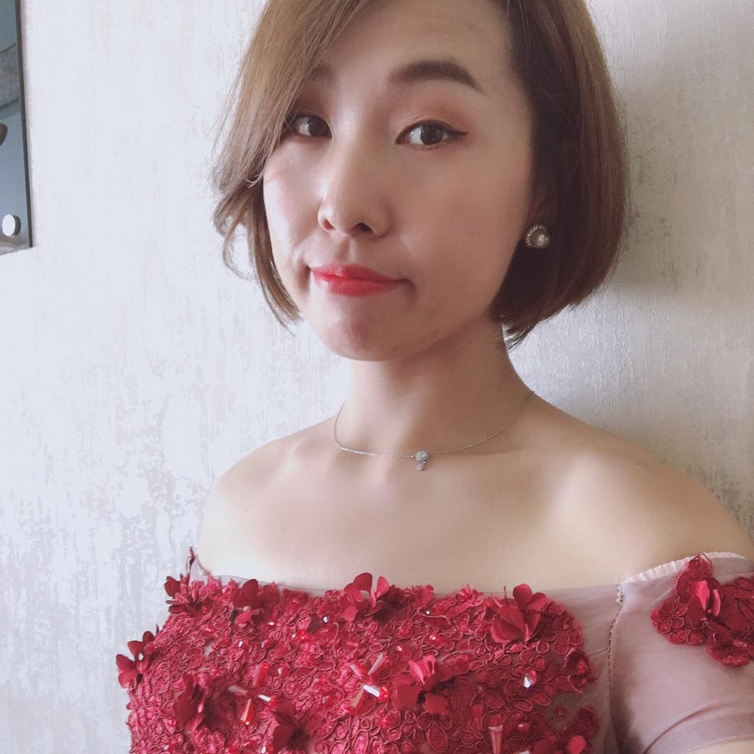 佳佳