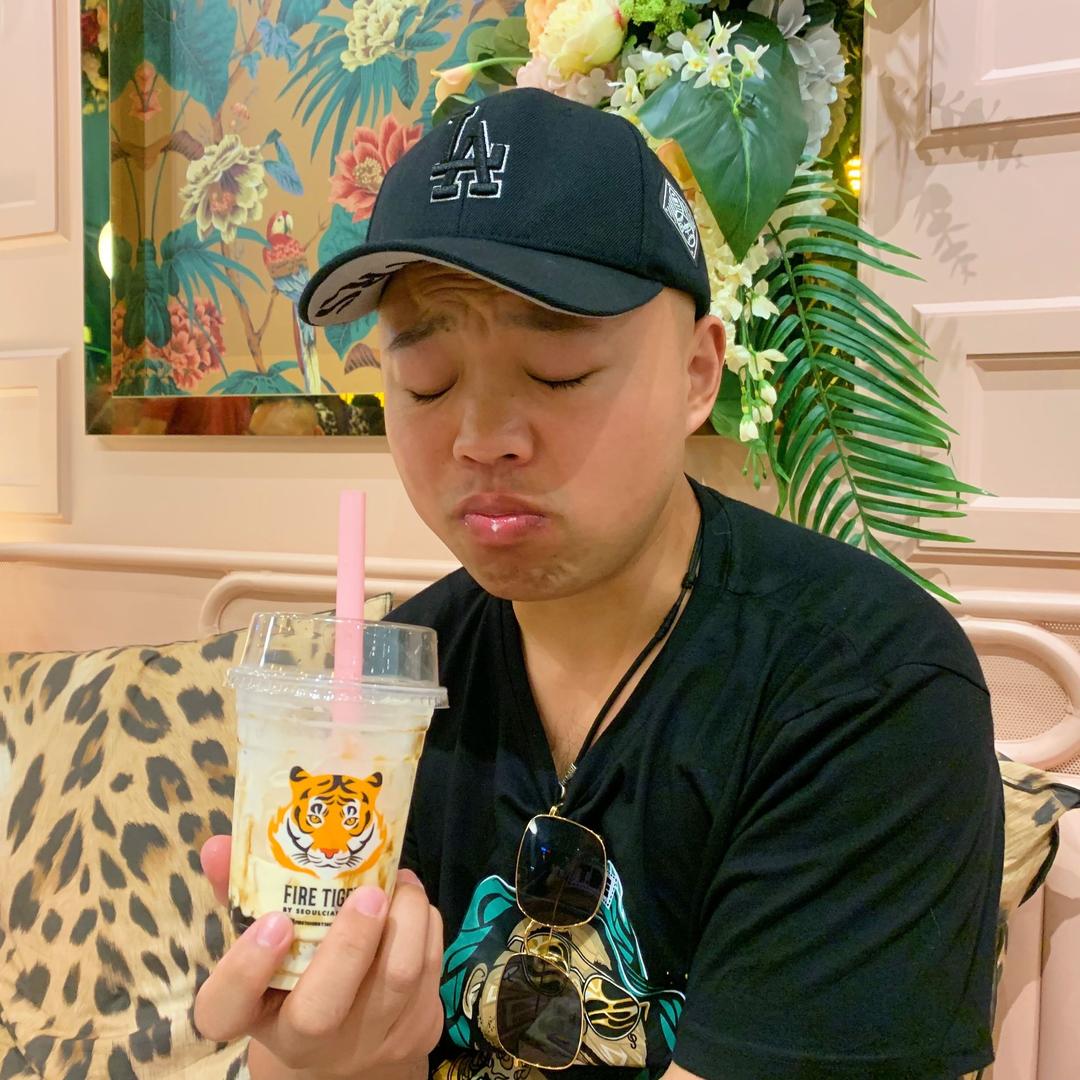 脑袋爱吃