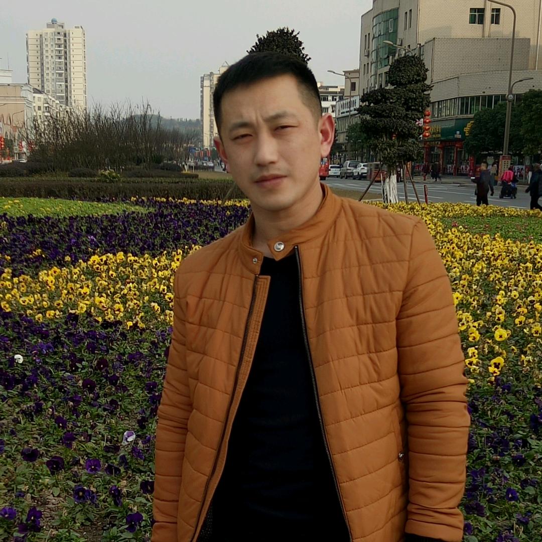 华哥☞钟记特色小吃，川味小炒