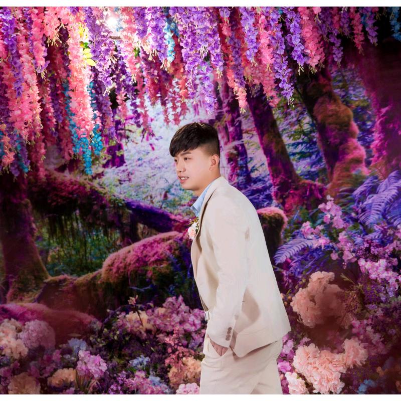 阳🍭(ᵔᵕᵔ˶)光男孩