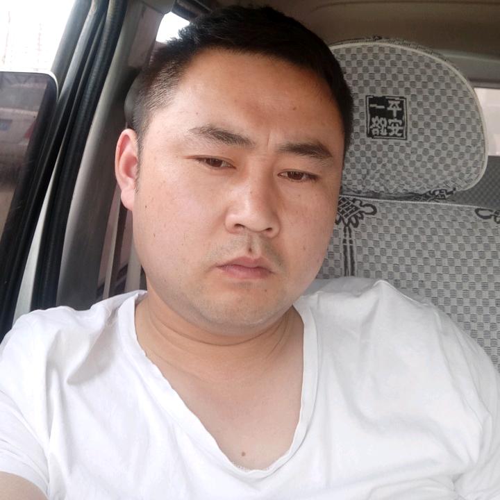 石材靓族张明飞