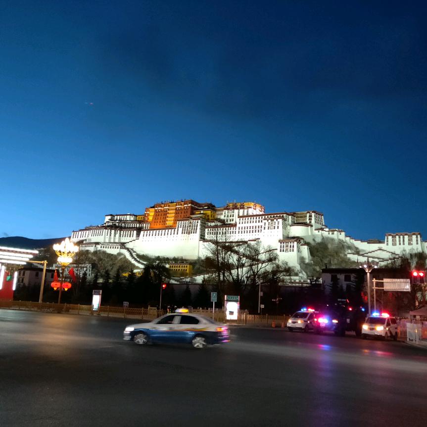 ᕱᕱ奔跑吧少年