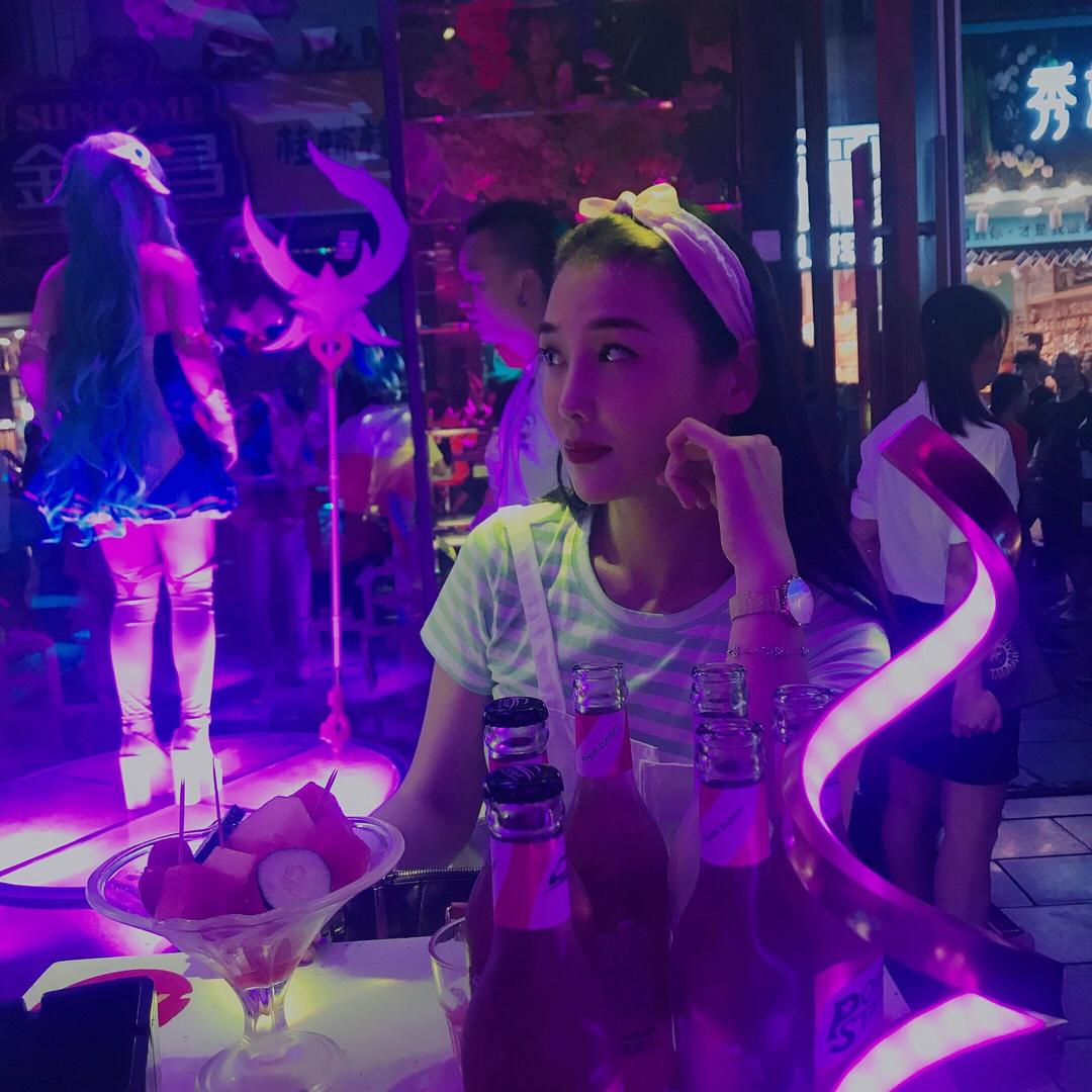 暖心的月亮