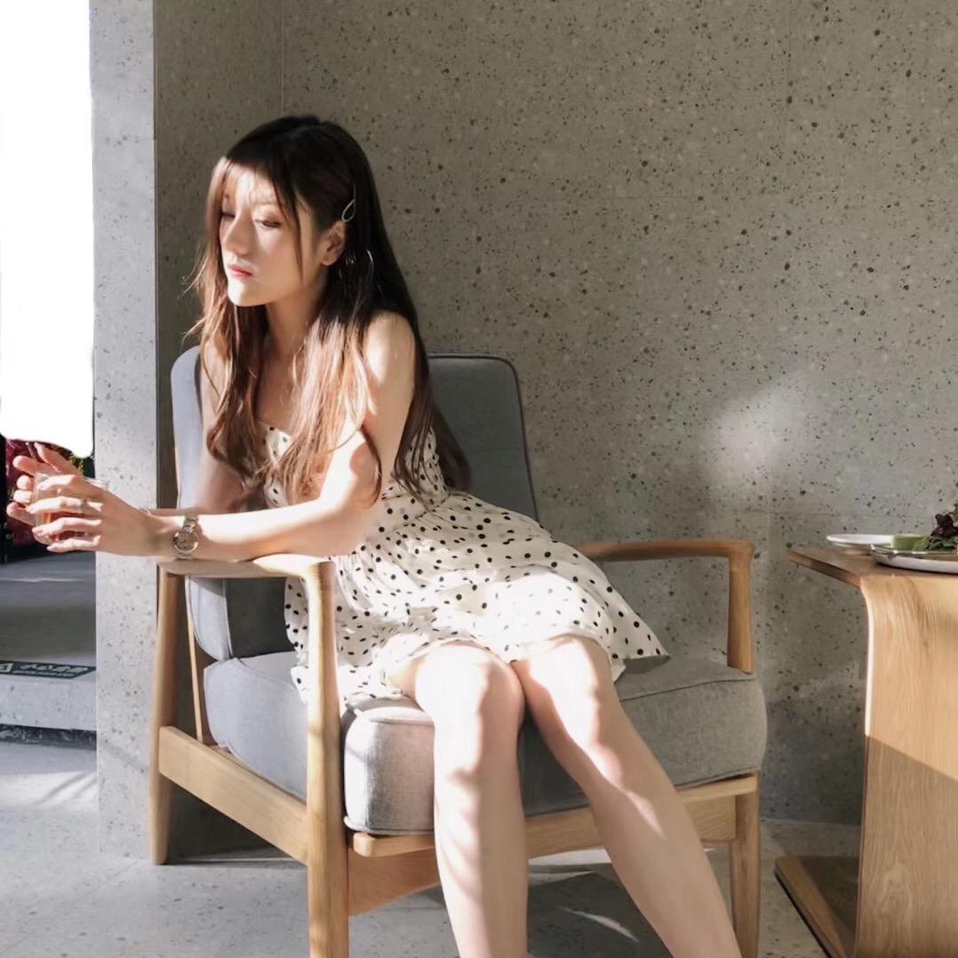 饭七七 老板娘