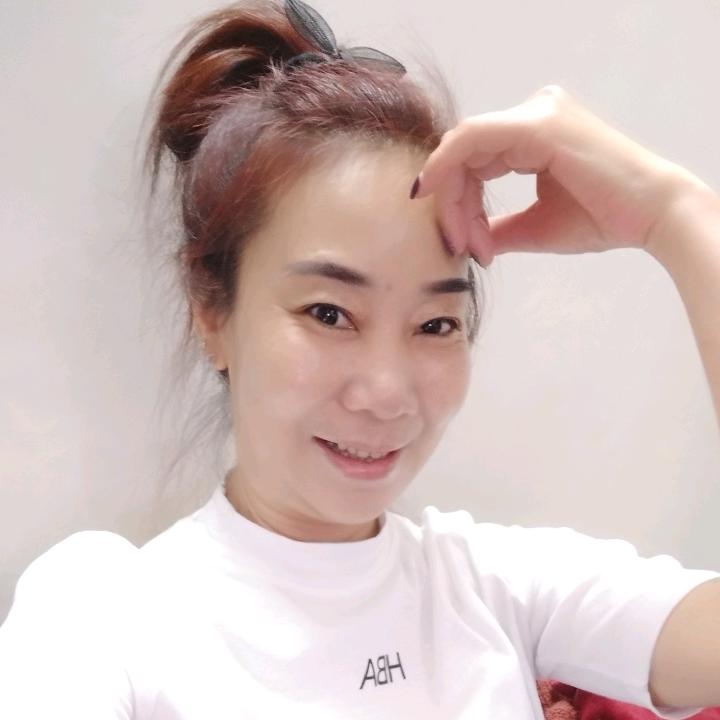 蕾儿,在外地