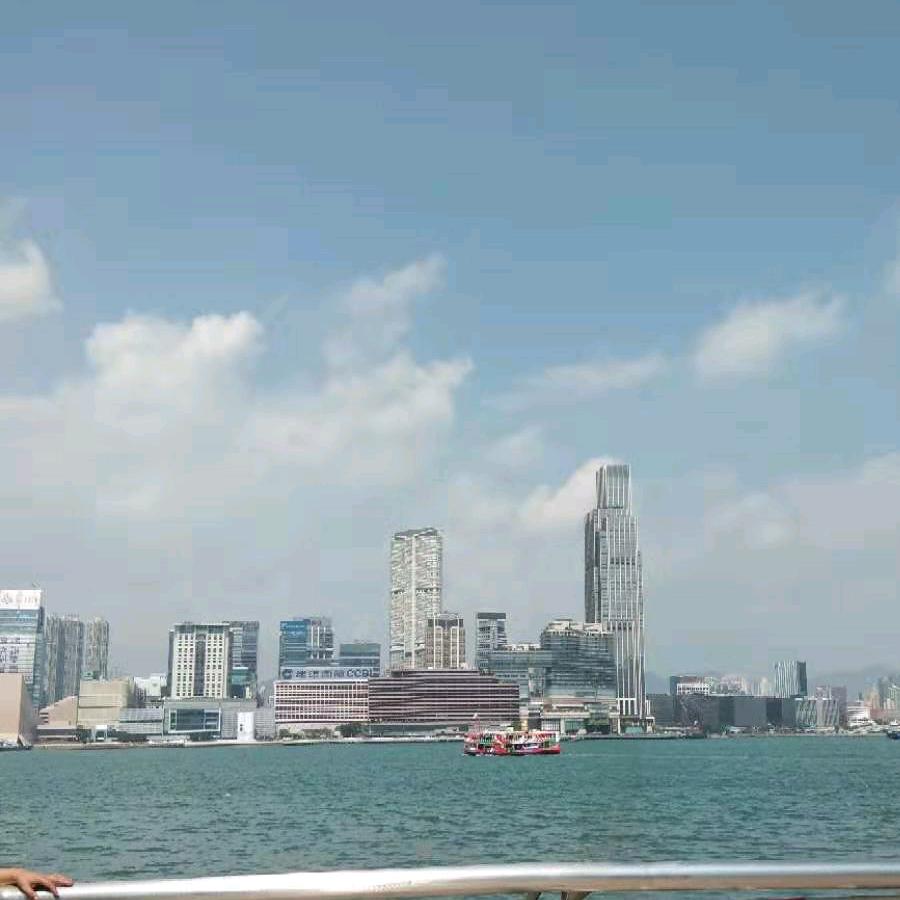 源之泉果业哈密瓜