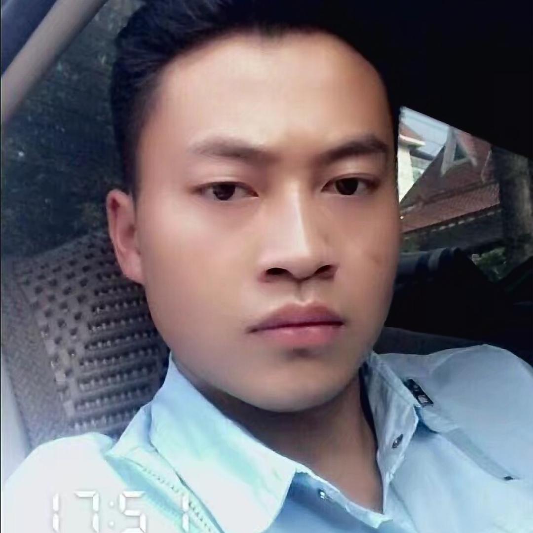 熊江(●—●)人称《江哥》