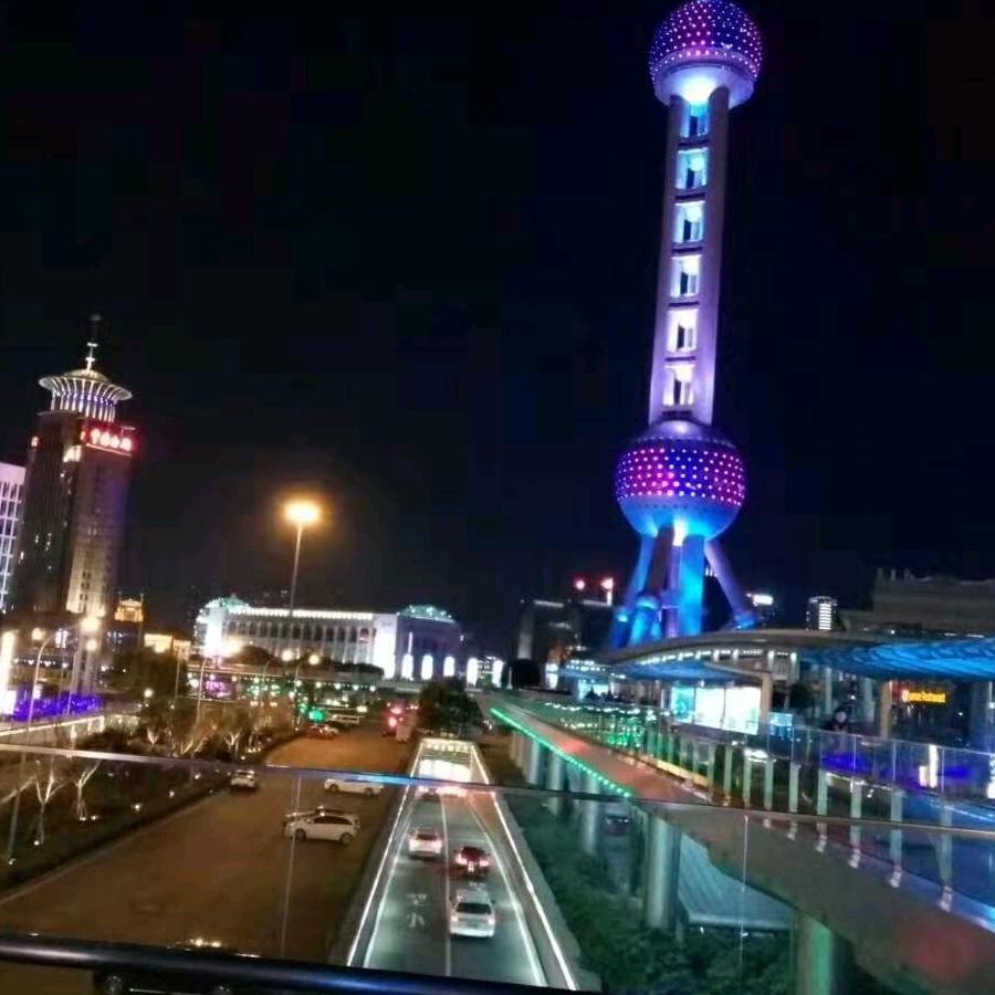 小兔子乖乖>🥂🥂🥂