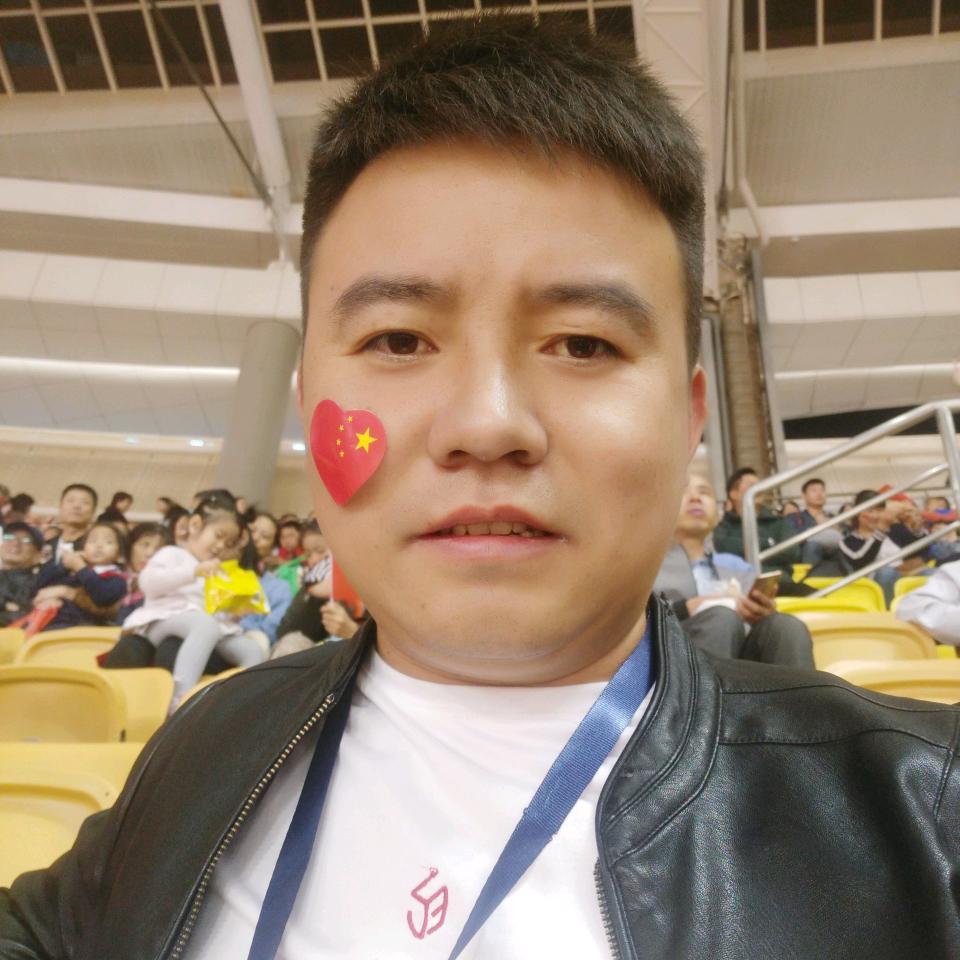 优优推机小哥