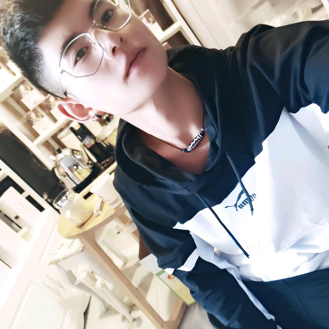 纹身师  小齐