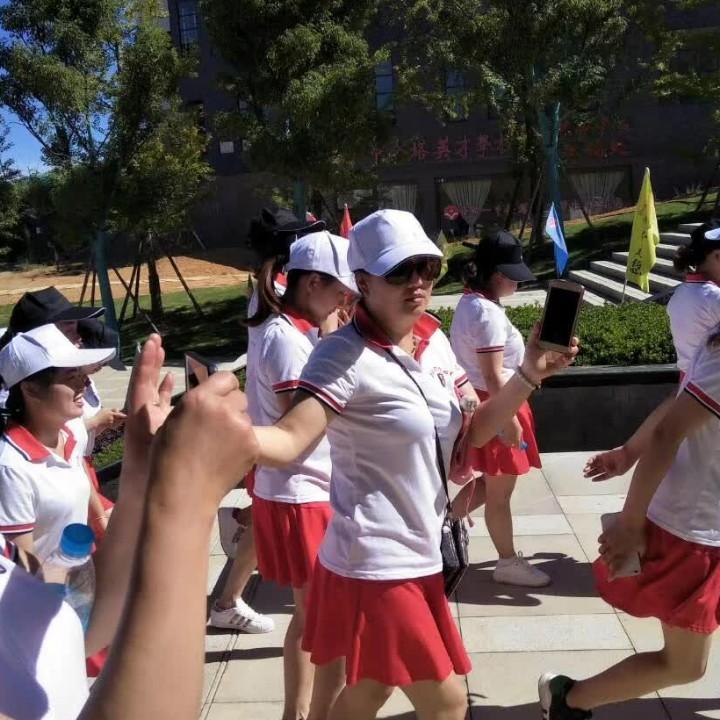 带好信仰继续前行