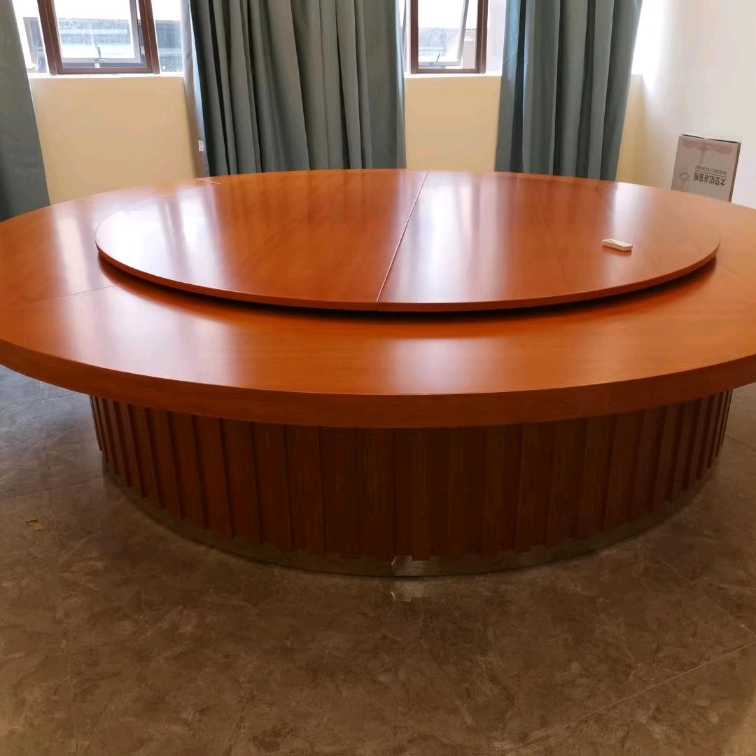 鑫富豪电动餐桌椅邹海洋