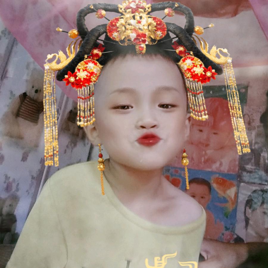 每天要快快乐乐开开心心🌹