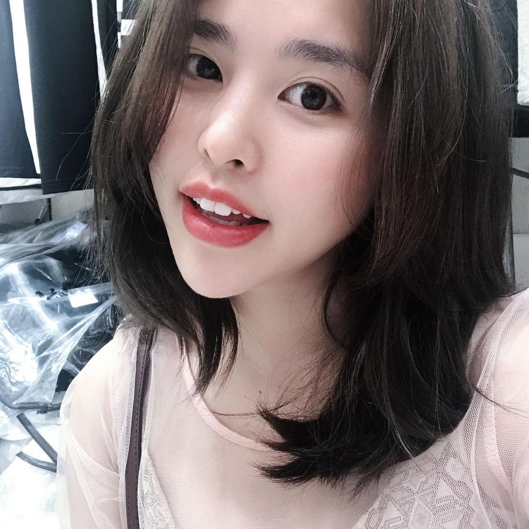 卖男装的小姐姐😊