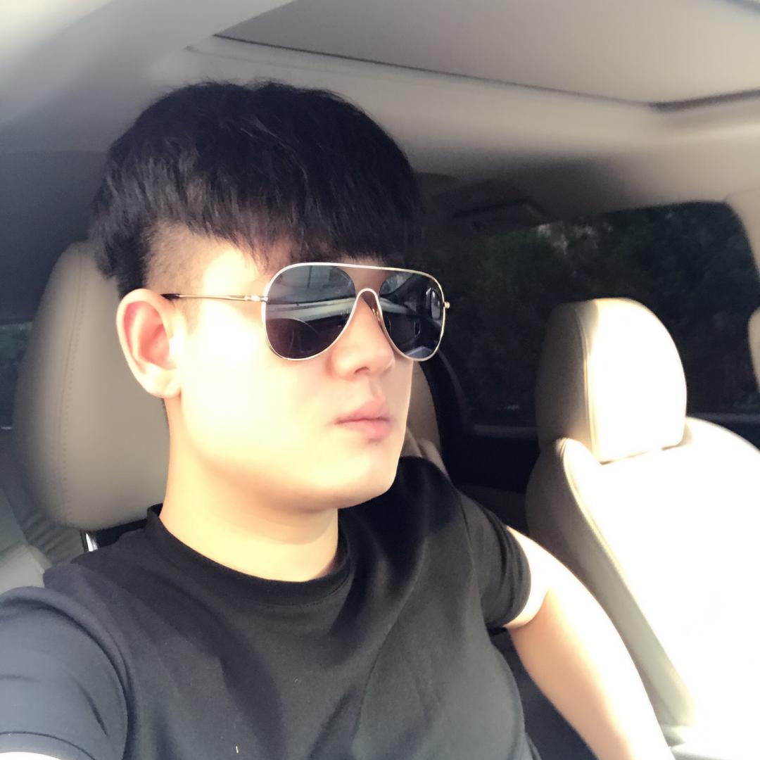 诠释鹏辉名烟名酒
