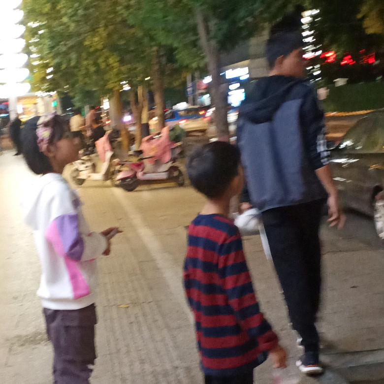 珍珍👫