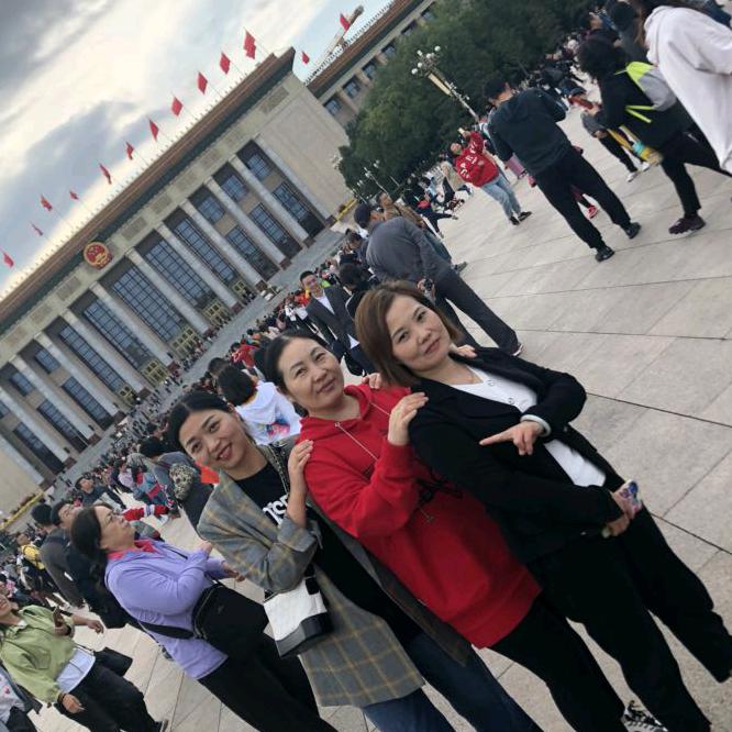 善良美丽的厨娘✌