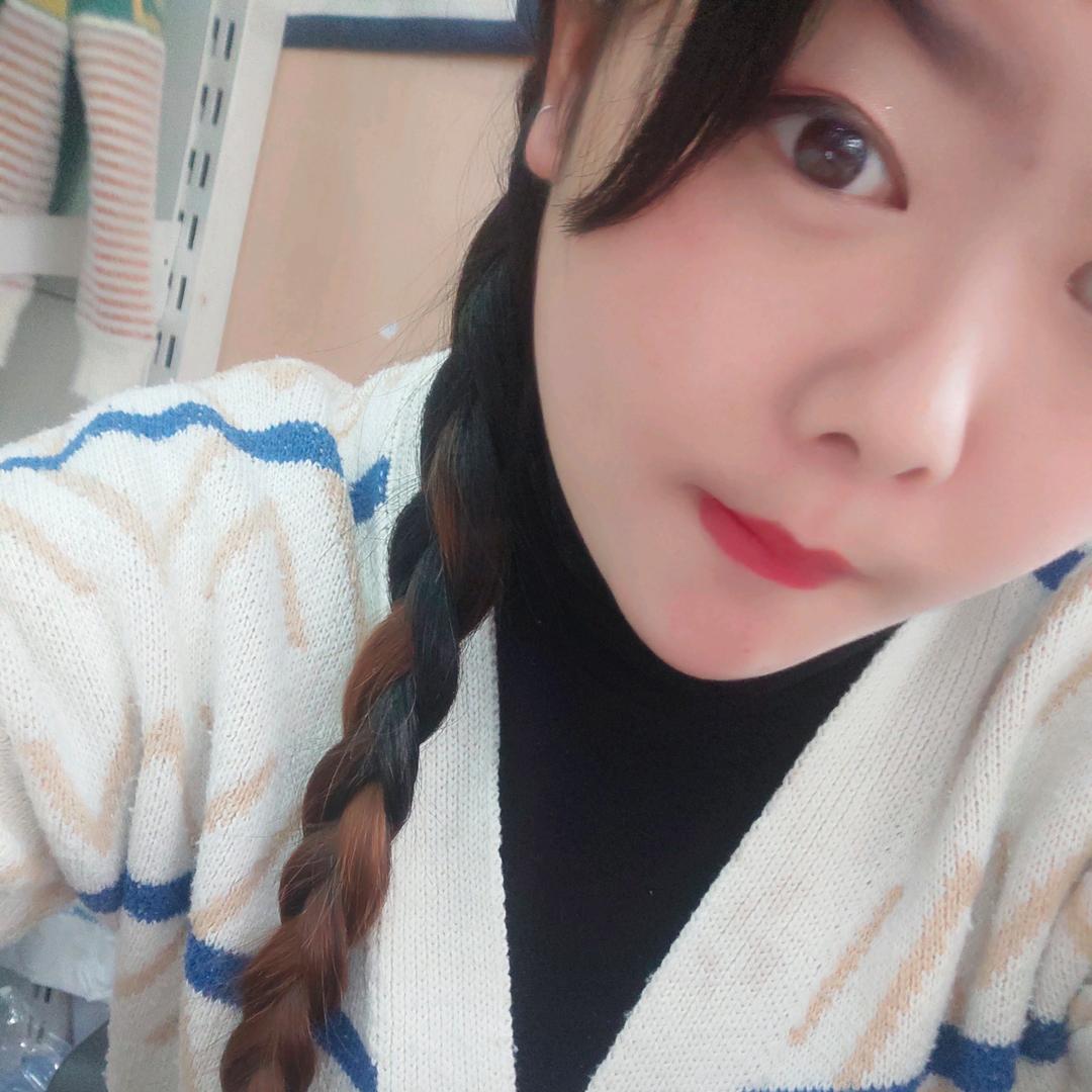 (๑•ૅૄ•๑)罗家二小姐