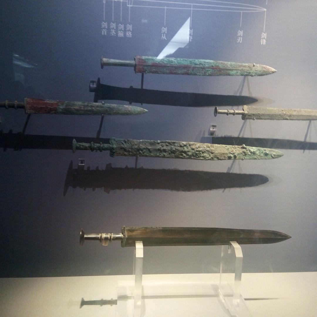 爱下棋的高中化学侯老师！