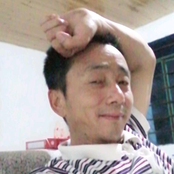 华哥关注你了