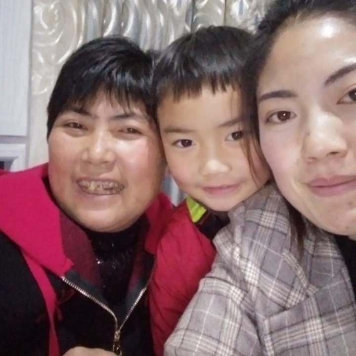 幸福的一家人