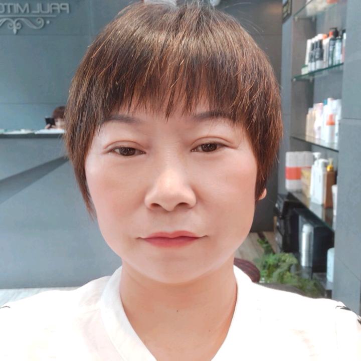 开货车的廖姐