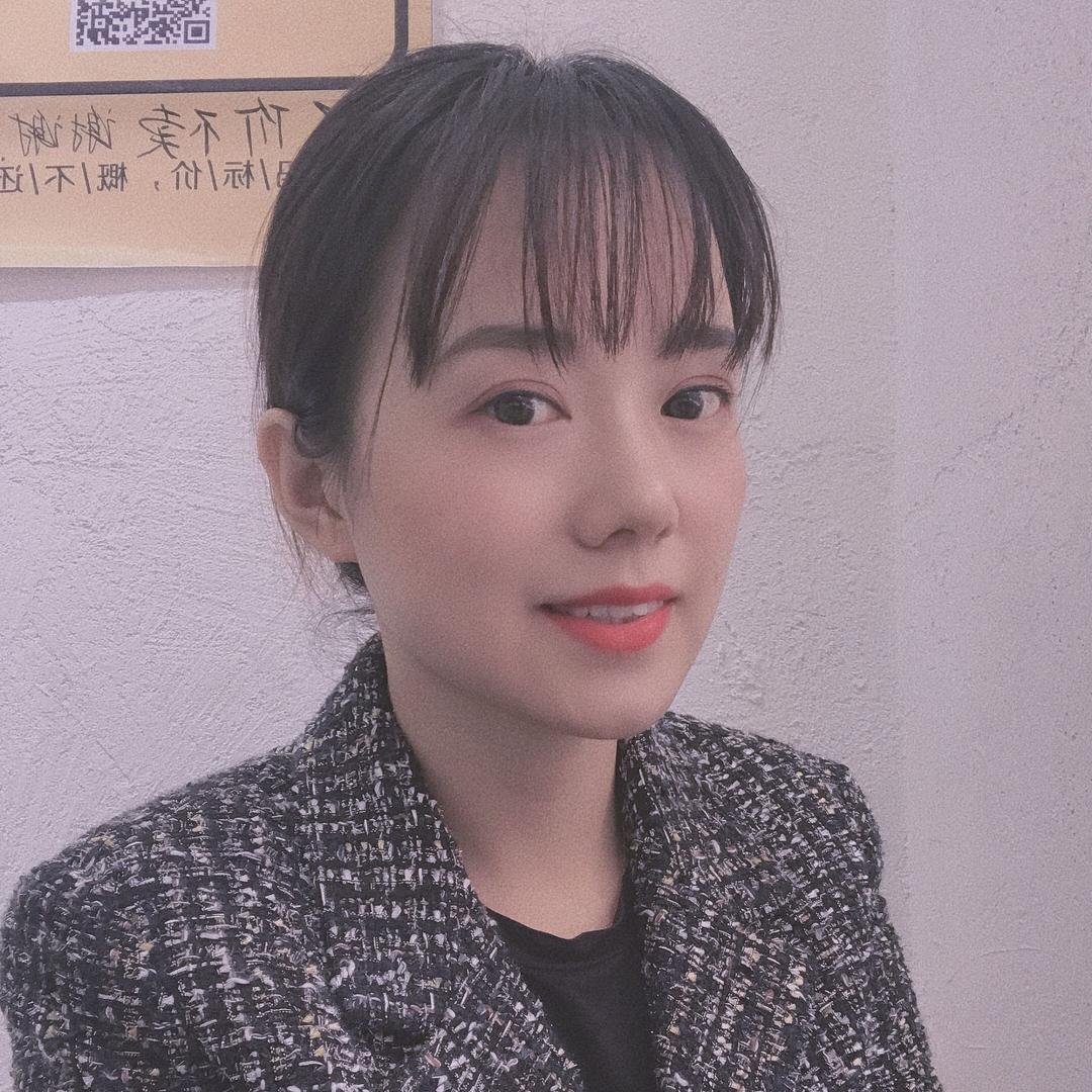 Fire范儿针织品集合店-小梦